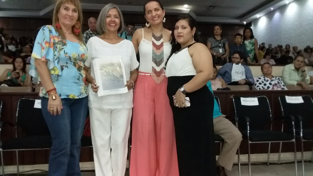 Martha Polania, Clara Sofía Díaz, Diana Marcela Molina, secretaria de cultura y Mayra Alejandra García, directora del coro “Al sur Polifonía”.